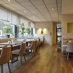 Appartement In Und Meerblick By Interhome